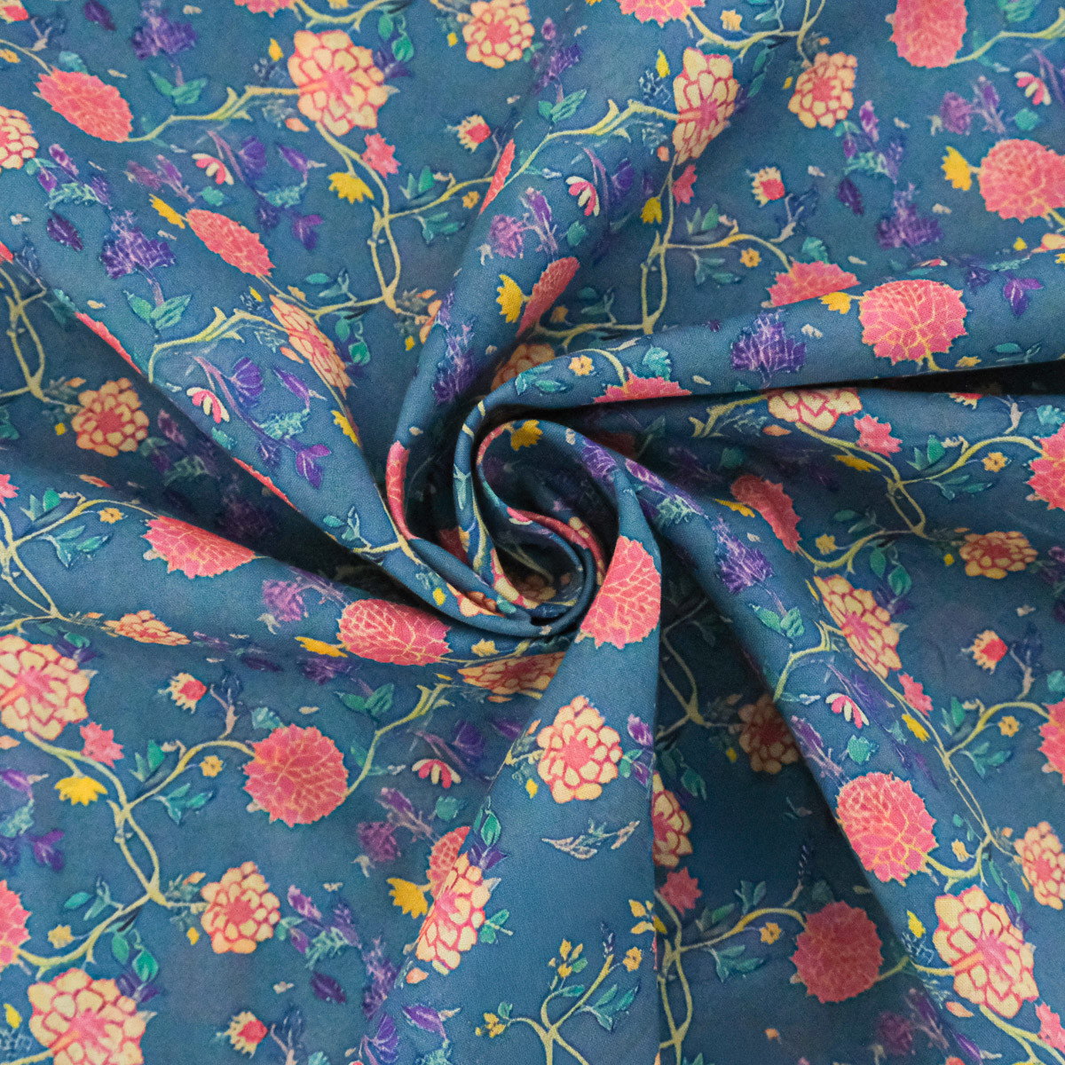 Popeline de Coton Imprimé Sonia Fond Bleu - Maison Klem